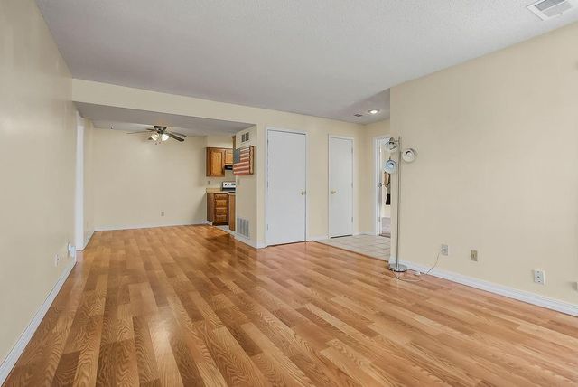 12739 W 110th Terrace, Overland Park, KS 66210