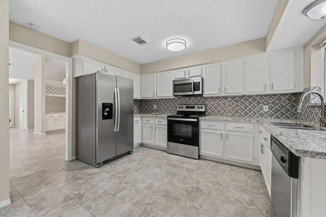 3330 Beech Point Drive, Kingwood, TX 77345