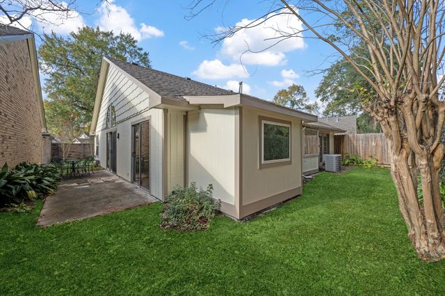 3330 Beech Point Drive, Kingwood, TX 77345