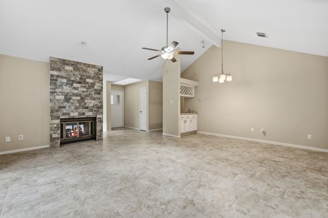 3330 Beech Point Drive, Kingwood, TX 77345