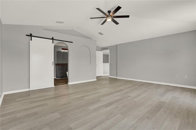 809 DEER GLEN COURT, Fruitland Park, FL 34731