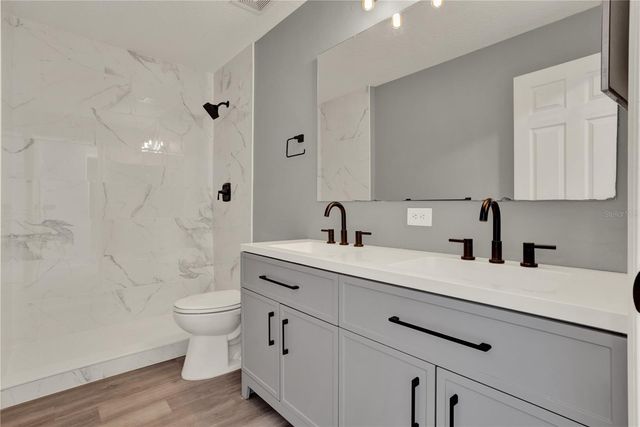 809 DEER GLEN COURT, Fruitland Park, FL 34731