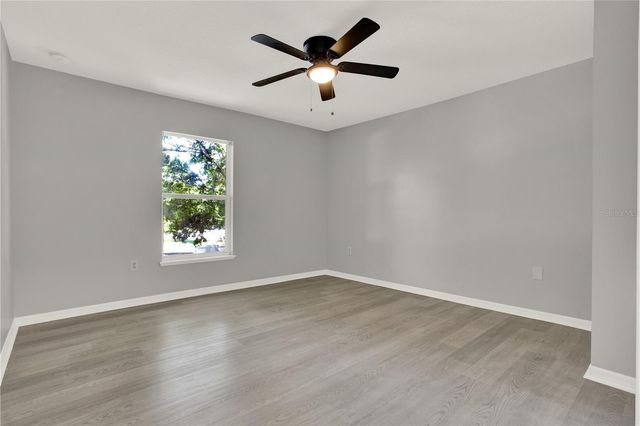 809 DEER GLEN COURT, Fruitland Park, FL 34731