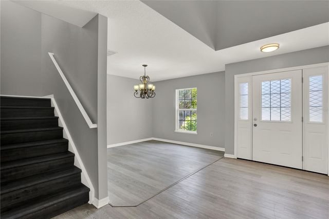 809 DEER GLEN COURT, Fruitland Park, FL 34731