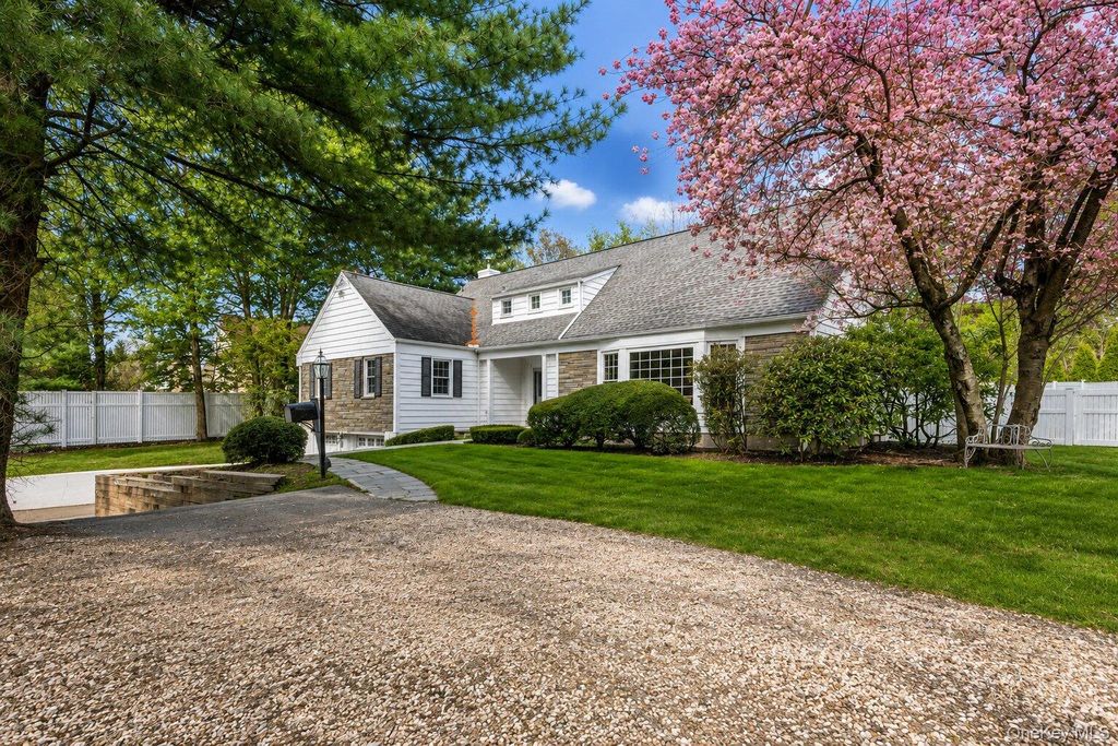 50 Wilmot Road, New Rochelle, NY 10804