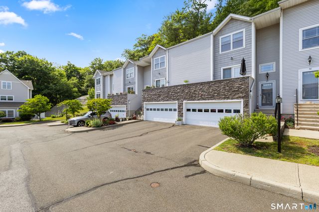 48 Stetson Place 48, Danbury, CT 06811