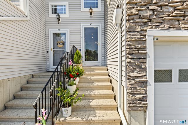 48 Stetson Place 48, Danbury, CT 06811