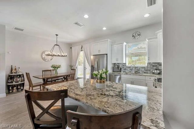 3196 Connecticut AVE, Naples, FL 34112