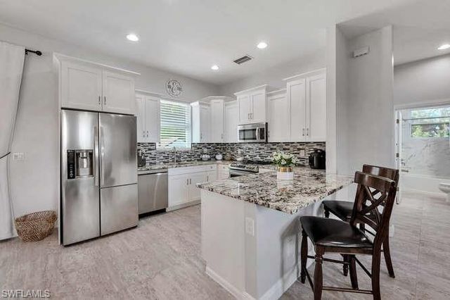 3196 Connecticut AVE, Naples, FL 34112