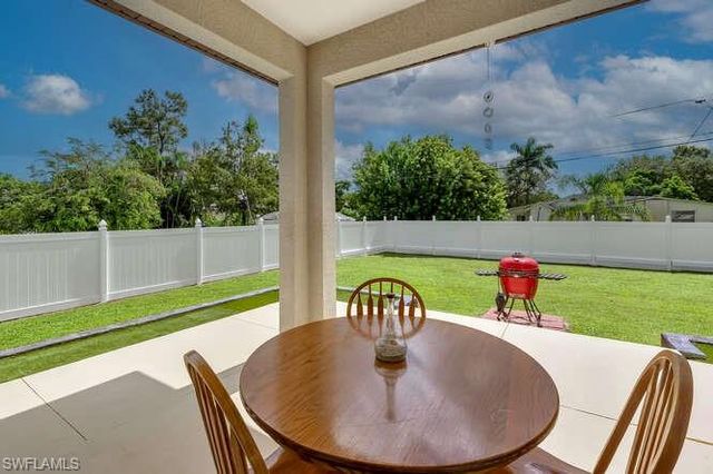3196 Connecticut AVE, Naples, FL 34112