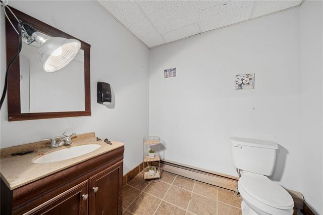 532 Broadway Blvd, Pitcairn, PA 15140
