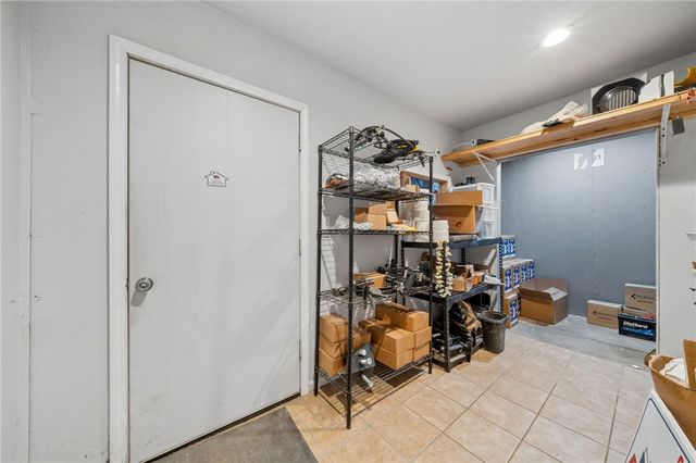 532 Broadway Blvd, Pitcairn, PA 15140
