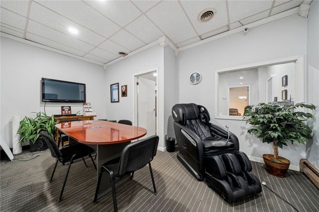 532 Broadway Blvd, Pitcairn, PA 15140