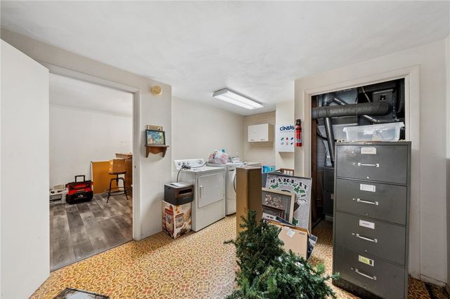 532 Broadway Blvd, Pitcairn, PA 15140