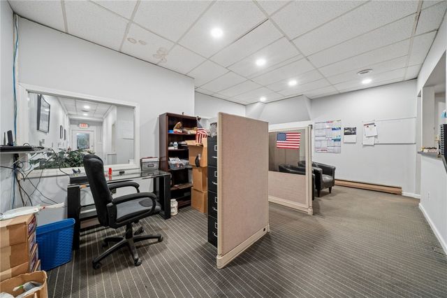 532 Broadway Blvd, Pitcairn, PA 15140