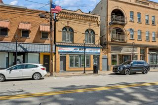 532 Broadway Blvd, Pitcairn, PA 15140