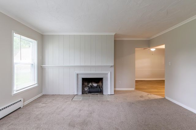 6708 S Calhoun Street, Fort Wayne, IN 46807