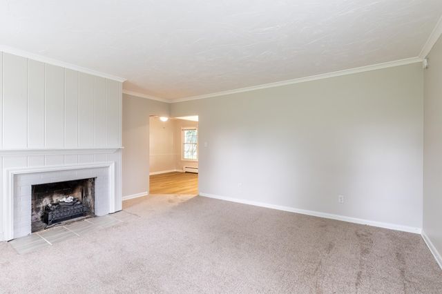 6708 S Calhoun Street, Fort Wayne, IN 46807