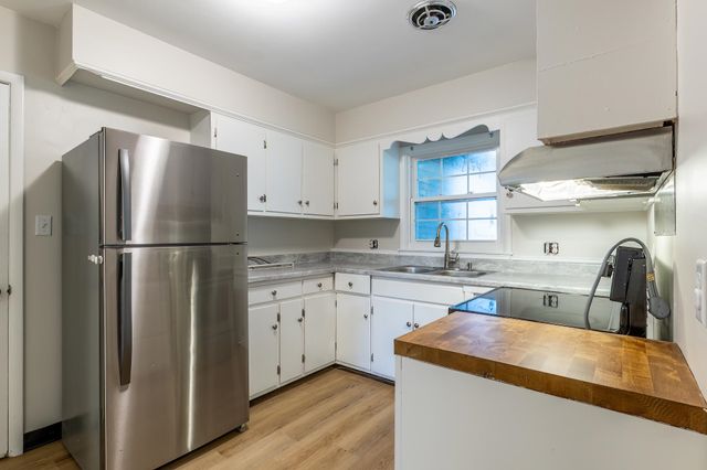 6708 S Calhoun Street, Fort Wayne, IN 46807