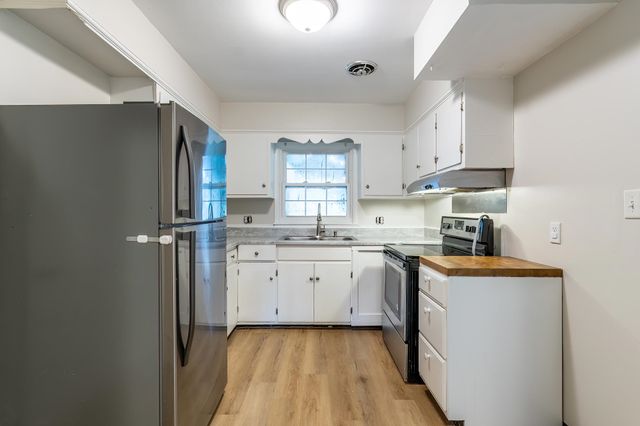 6708 S Calhoun Street, Fort Wayne, IN 46807