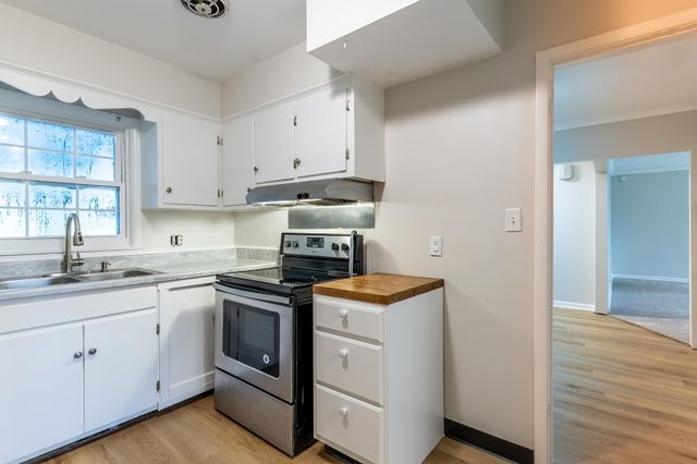 6708 S Calhoun Street, Fort Wayne, IN 46807