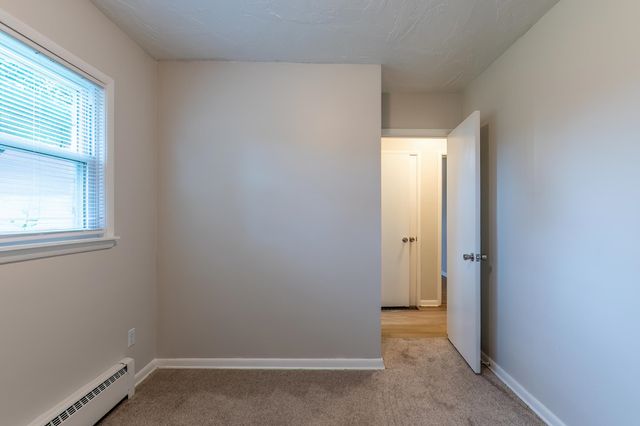 6708 S Calhoun Street, Fort Wayne, IN 46807