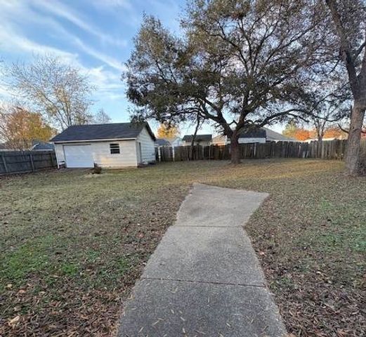 109 Country Club Drive, Benton, LA 71006