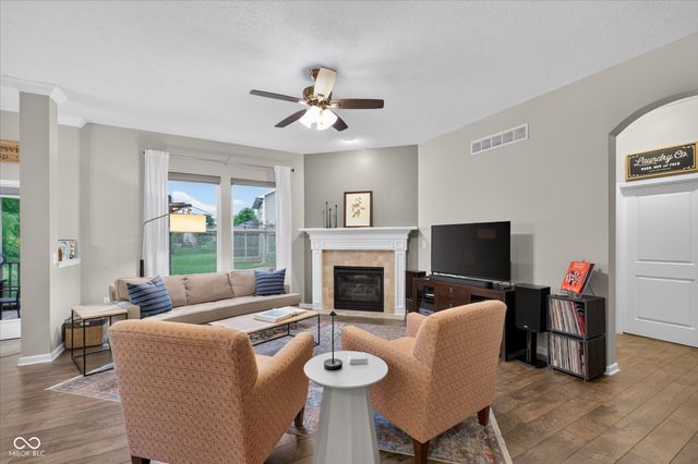 5863 Gaston Drive, Noblesville, IN 46062