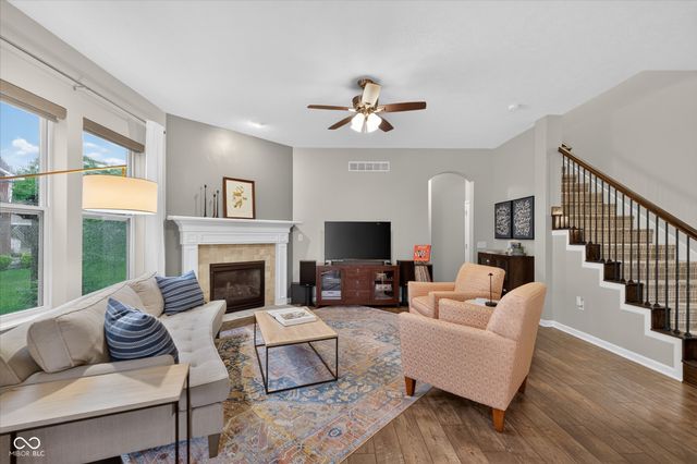 5863 Gaston Drive, Noblesville, IN 46062