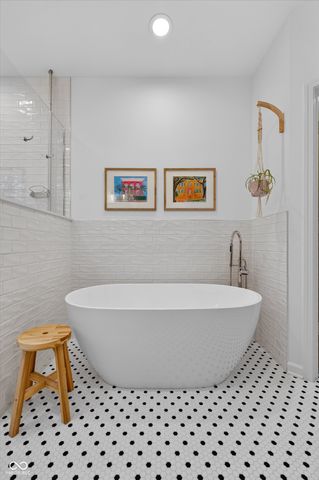 5863 Gaston Drive, Noblesville, IN 46062