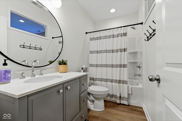 5863 Gaston Drive, Noblesville, IN 46062