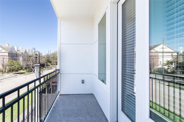 3111 La Branch Street, Houston, TX 77004