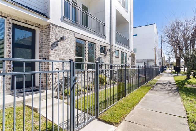 3111 La Branch Street, Houston, TX 77004