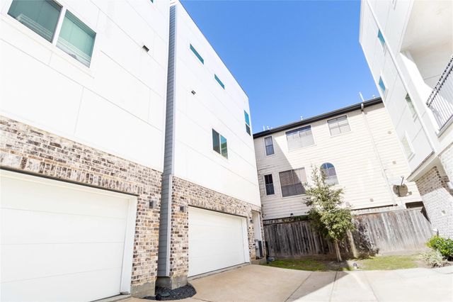 3111 La Branch Street, Houston, TX 77004