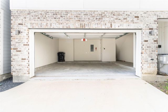 3111 La Branch Street, Houston, TX 77004