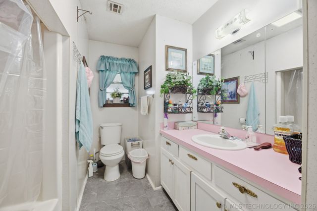 300 W Weldon Avenue, Copan, OK 74022