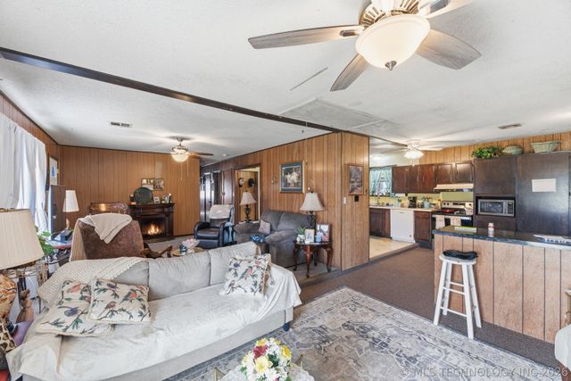 300 W Weldon Avenue, Copan, OK 74022