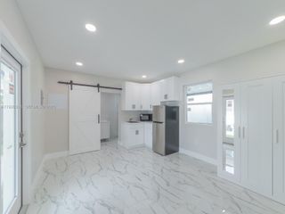 3360 SW 24th Ter 3362-B, Miami, FL 33145