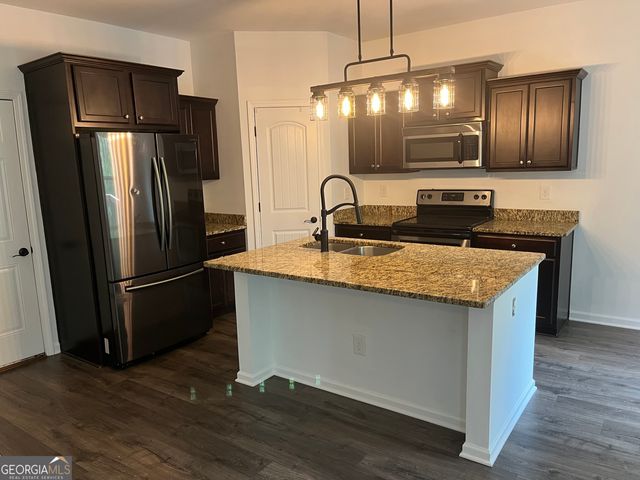 216 Bethany Manor Court, Ball Ground, GA 30107