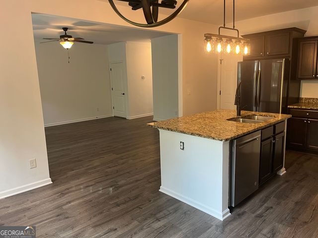 216 Bethany Manor Court, Ball Ground, GA 30107