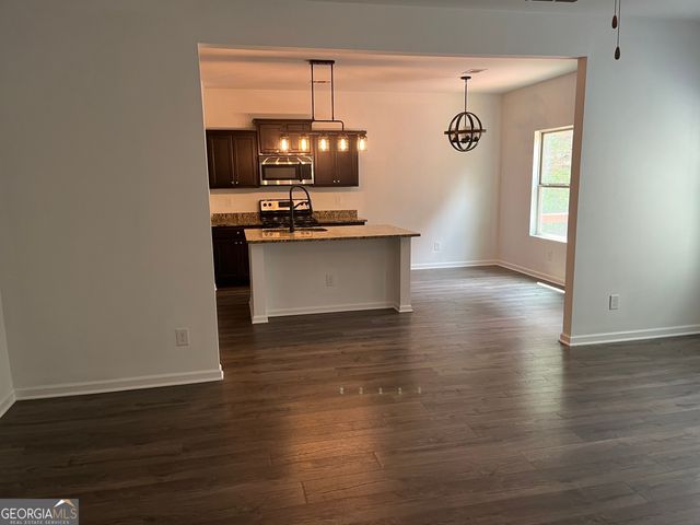 216 Bethany Manor Court, Ball Ground, GA 30107