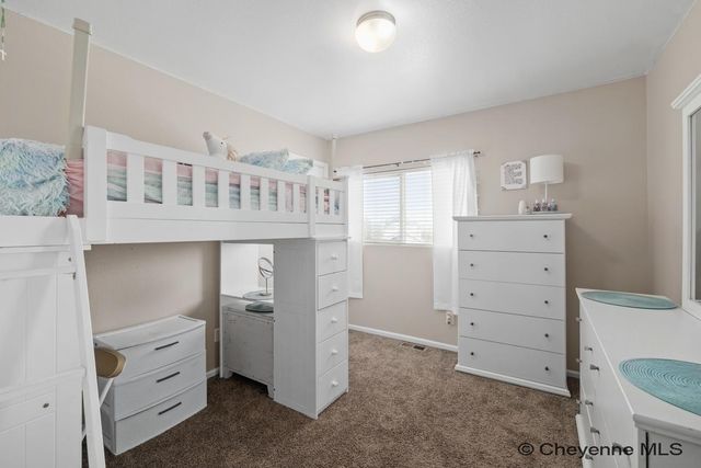 5816 PARKSIDE DR, Cheyenne, WY 82001