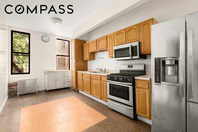 1098 Jefferson Avenue, New York City, NY 11221