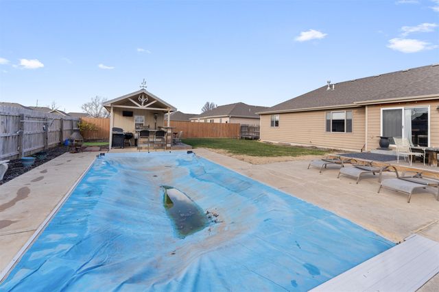 33 Wildcat Cir., Salina, KS 67401