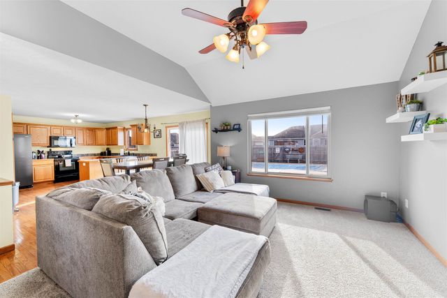 33 Wildcat Cir., Salina, KS 67401