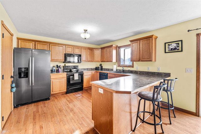 33 Wildcat Cir., Salina, KS 67401