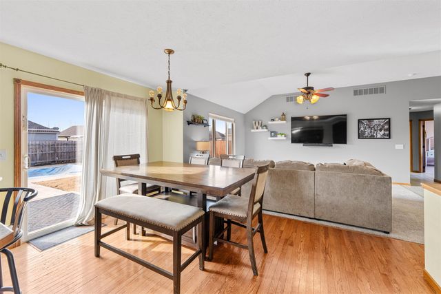 33 Wildcat Cir., Salina, KS 67401