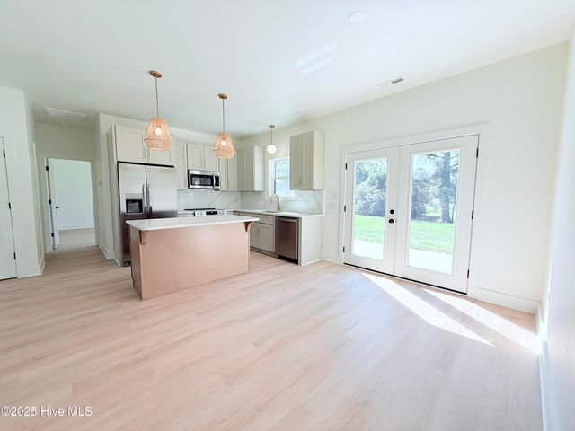 1235 Hargett Street, Newport, NC 28570