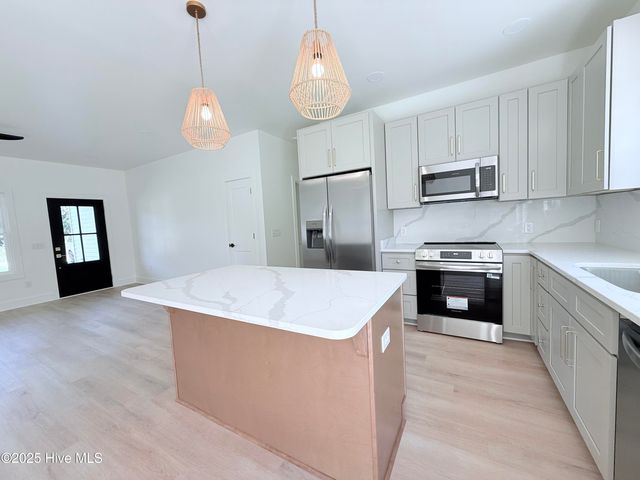 1235 Hargett Street, Newport, NC 28570