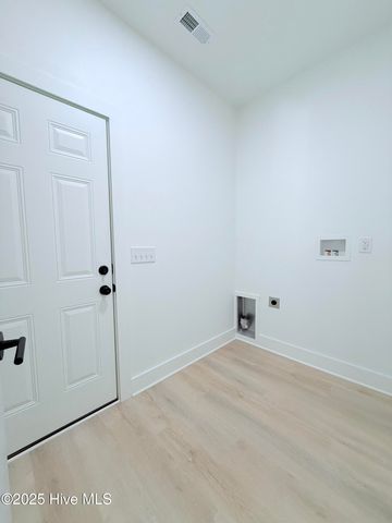 1235 Hargett Street, Newport, NC 28570